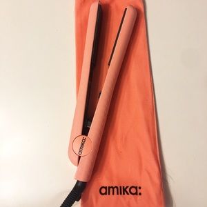 Anika strand perfect ceramic straightener